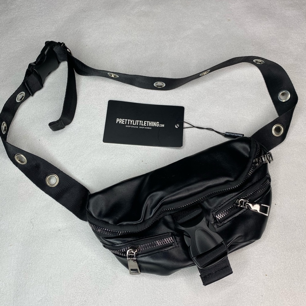 PrettyLittleThing Black Multi Zip Fanny Pack